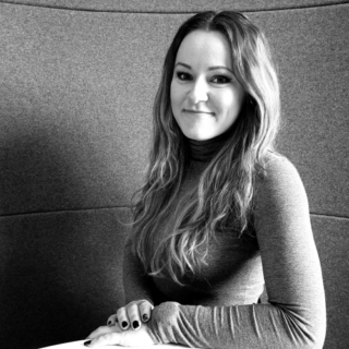 Tertia Solutions, spécialiste en aménagement de bureau professionnel - Caro