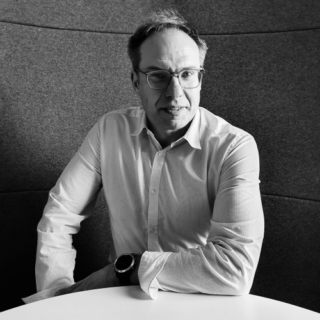 Tertia Solutions, spécialiste en aménagement de bureau professionnel - Denis D