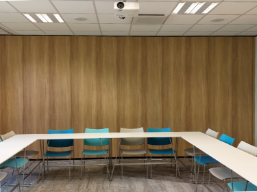 Tertia Solutions - mur mobile bureau professionnel - Club automobile mur fermé