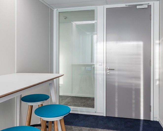 Tertia Solutions, spécialistes en aménagement de bureaux professionnels - Cloison coupe-feu salle de réunion