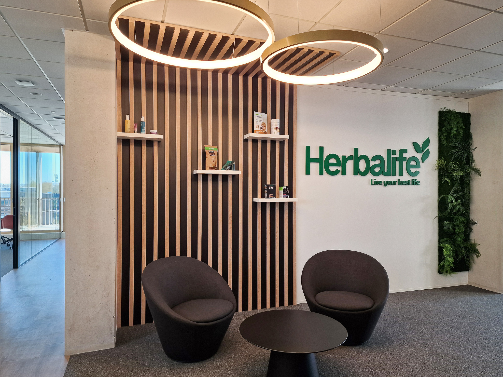 Tertia Solutions, expert en aménagement d'espaces de travail - Espace accueil - Herbalife