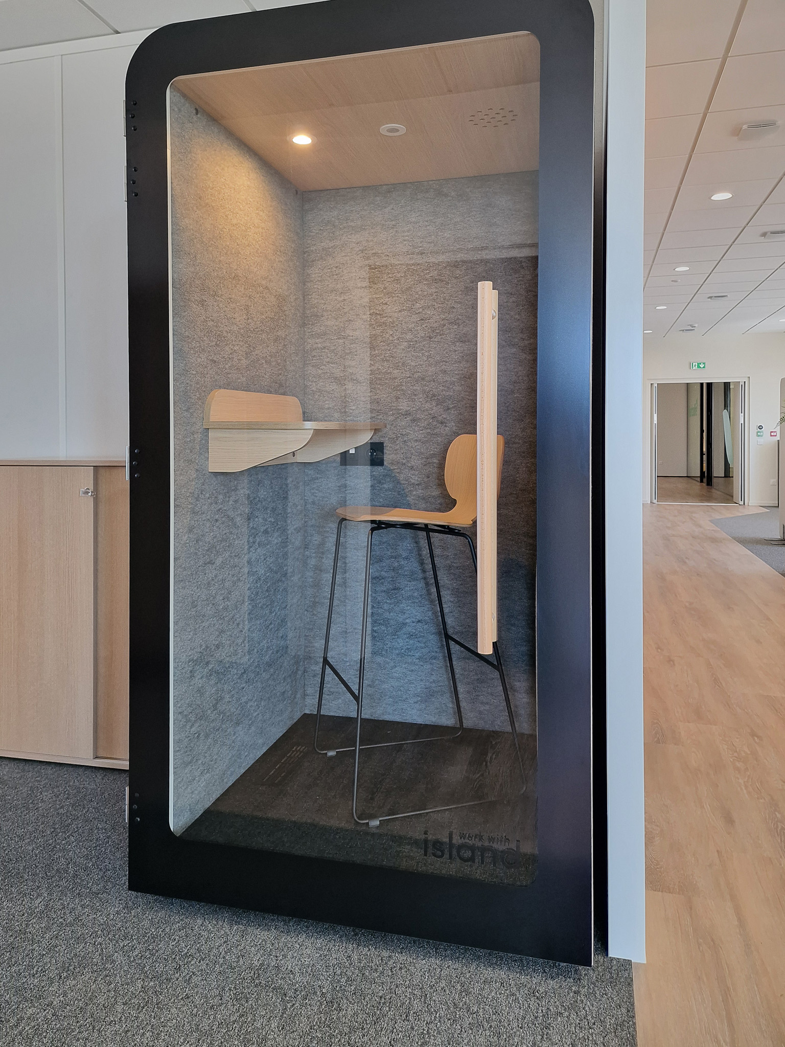 Tertia Solutions, expert en aménagement d'espaces de travail - Cabine acoustique - Herbalife