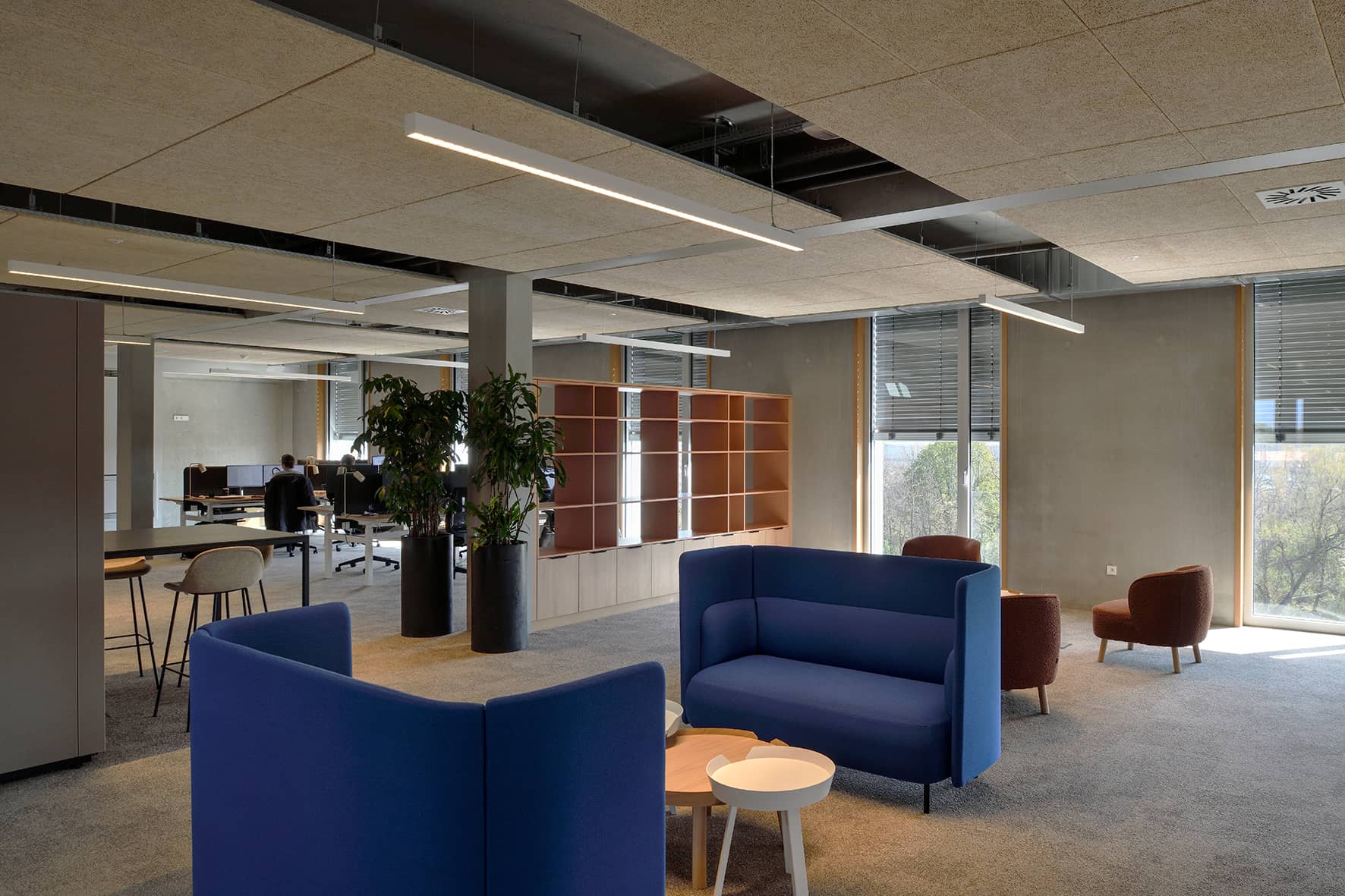 Tertia Solutions, expert en aménagement d'espaces de travail - Endress Hauser - Espace réunion informelle