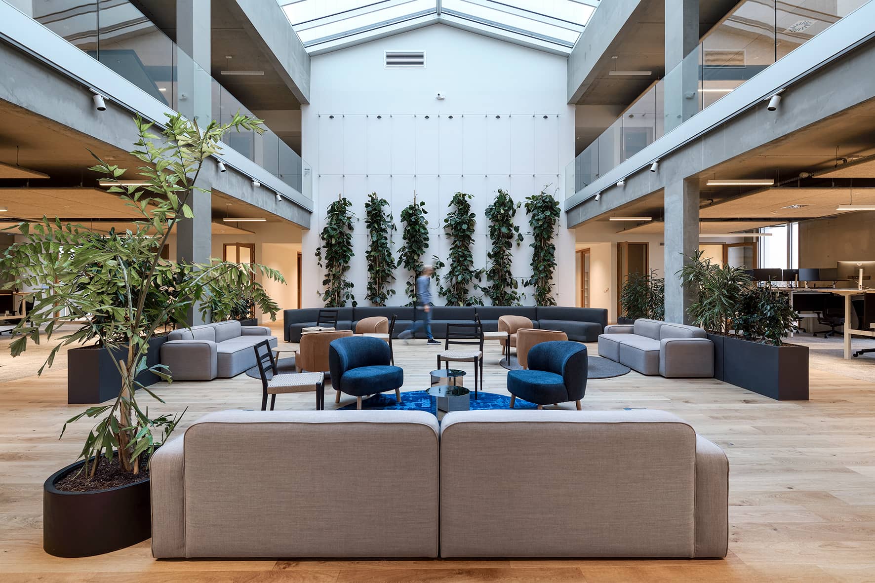 Tertia Solutions, expert en aménagement d'espaces de travail - Endress Hauser - Espace accueil